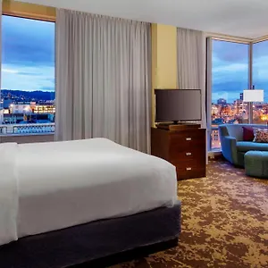 Courtyard By Marriott Center Portland