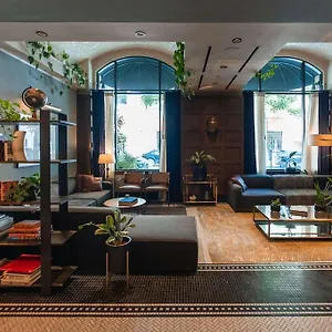 4* Hotel Dossier